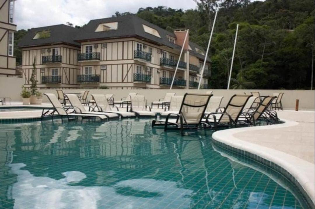 Apto Casinha De Boneca No * Petrópolis