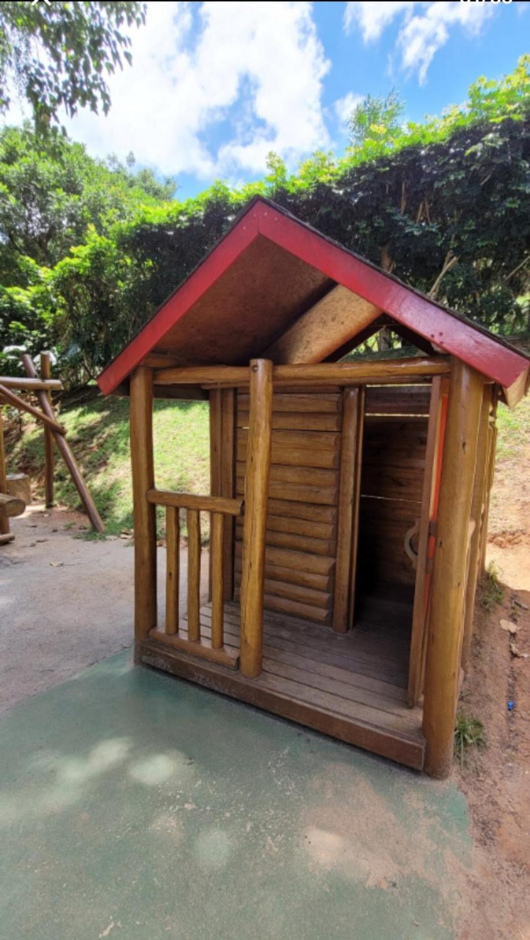 Apto Casinha De Boneca No Apartamento